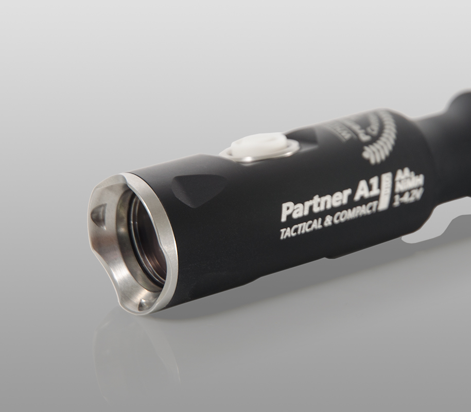 Armytek Partner A1 Pro XP-L White