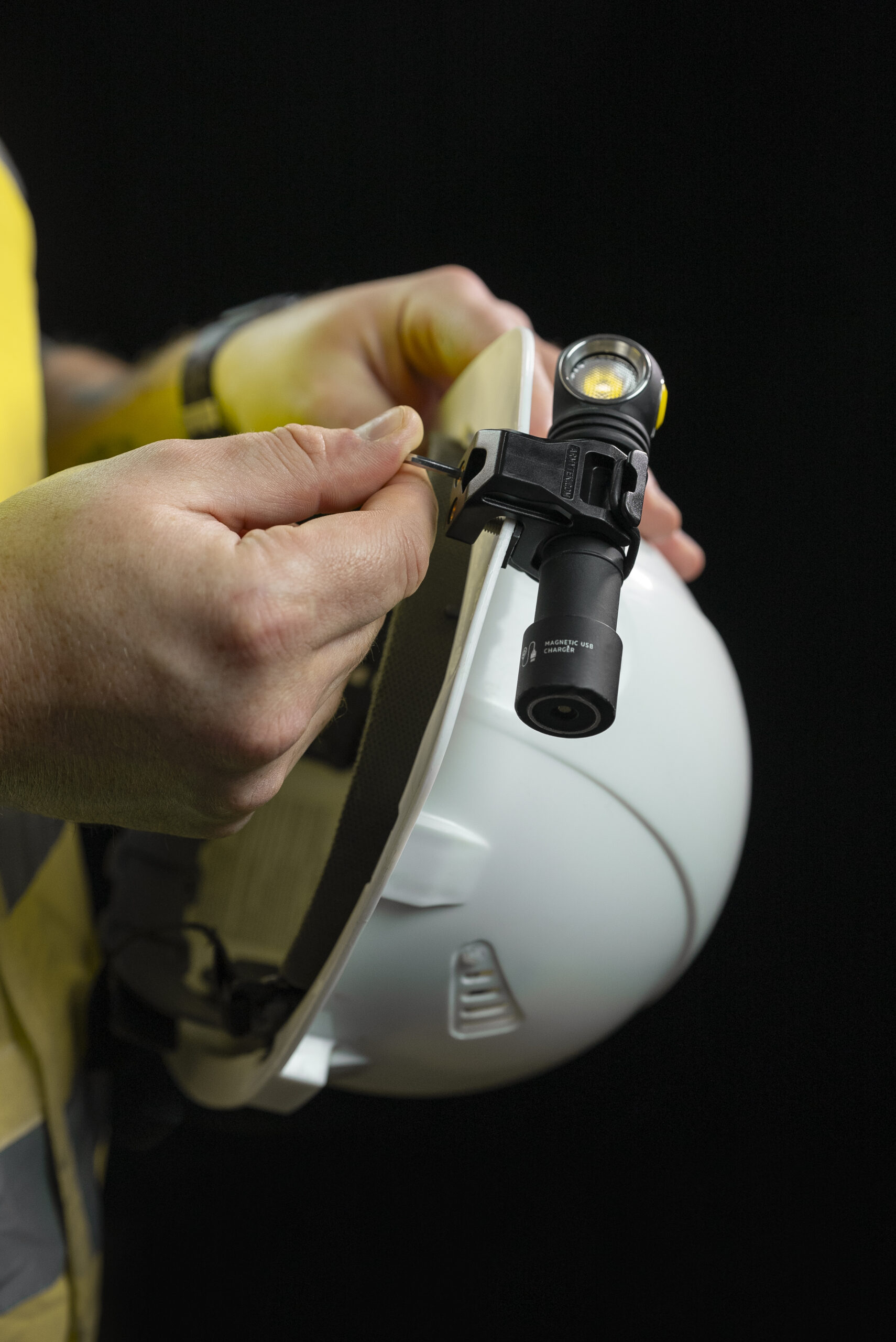 Armytek Hard Hat Mount AHM-04