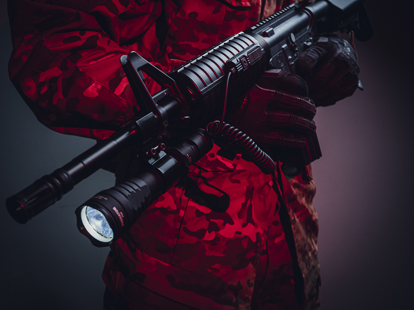Armytek Predator Pro Magnet USB White