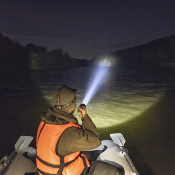 Armytek Barracuda Pro Max Ar Magnētu un USB - Balta gaisma - Image 4